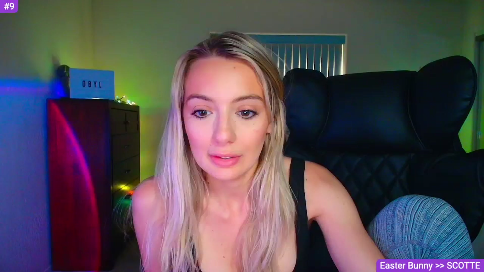 Gallery image thumbnail from Sammy_gray's myfreecams stream on, 03/27/2026, 01:13 image 15 of 20