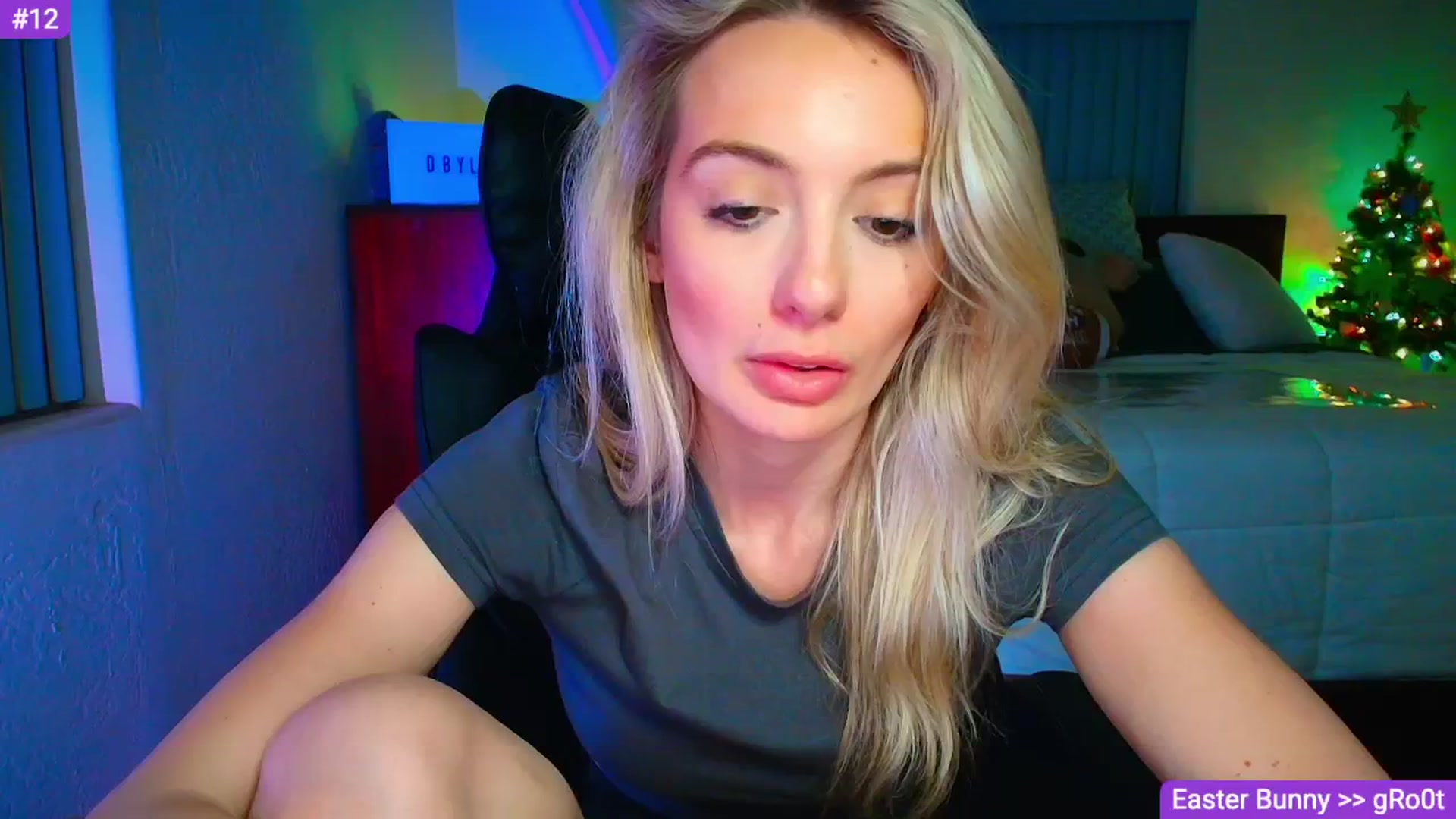 Gallery image thumbnail from Sammy_gray's myfreecams stream on, 04/01/2026, 03:27 image 15 of 20