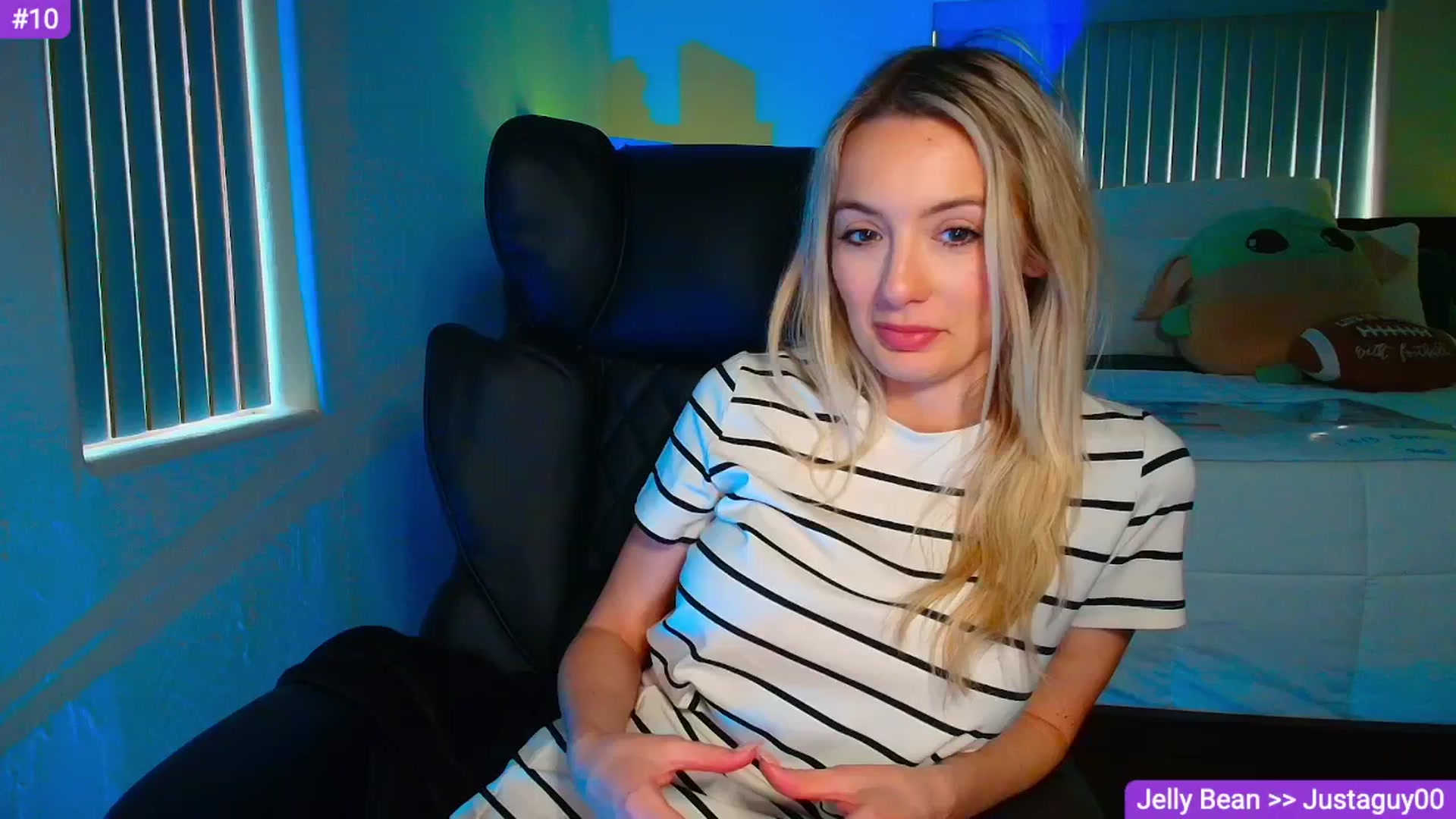 Gallery image thumbnail from Sammy_gray's myfreecams stream on, 04/11/2026, 24:00 image 16 of 20