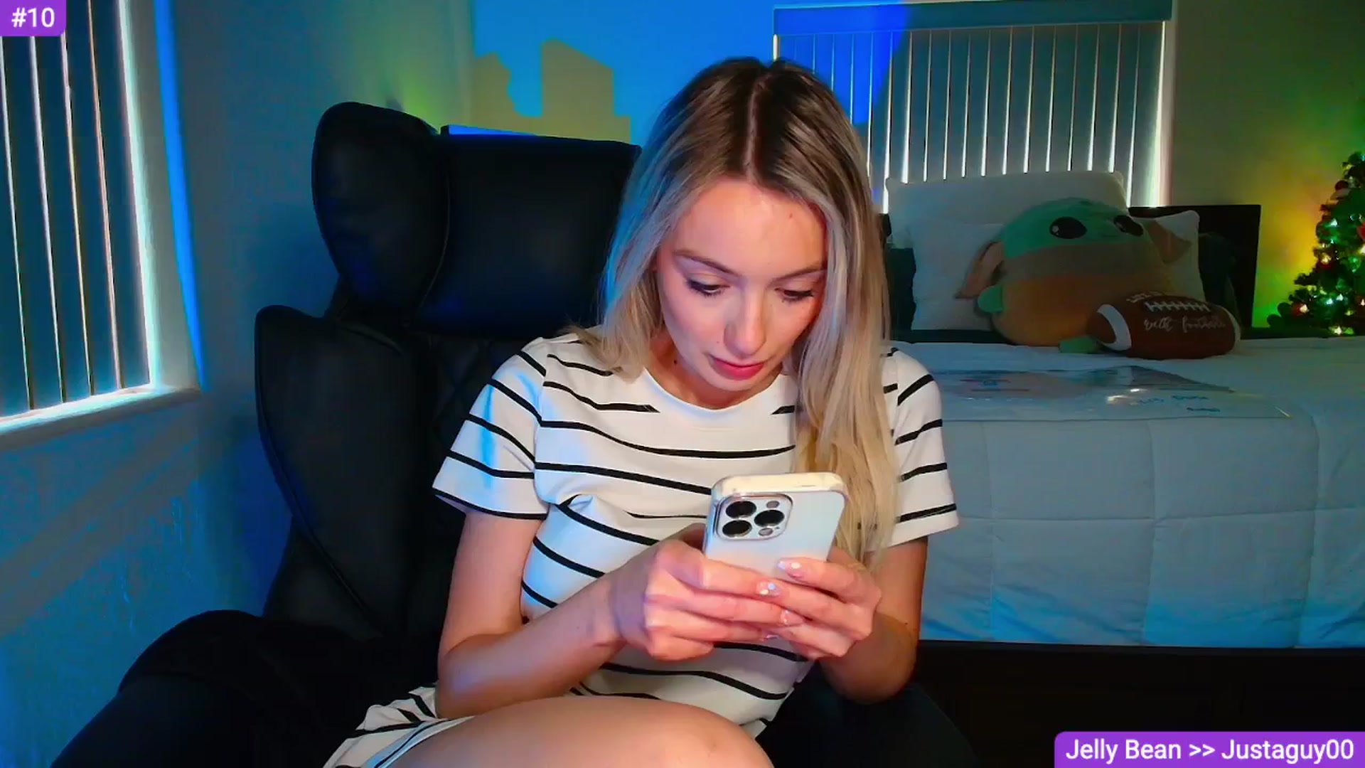 Gallery image thumbnail from Sammy_gray's myfreecams stream on, 04/11/2026, 24:00 image 2 of 20