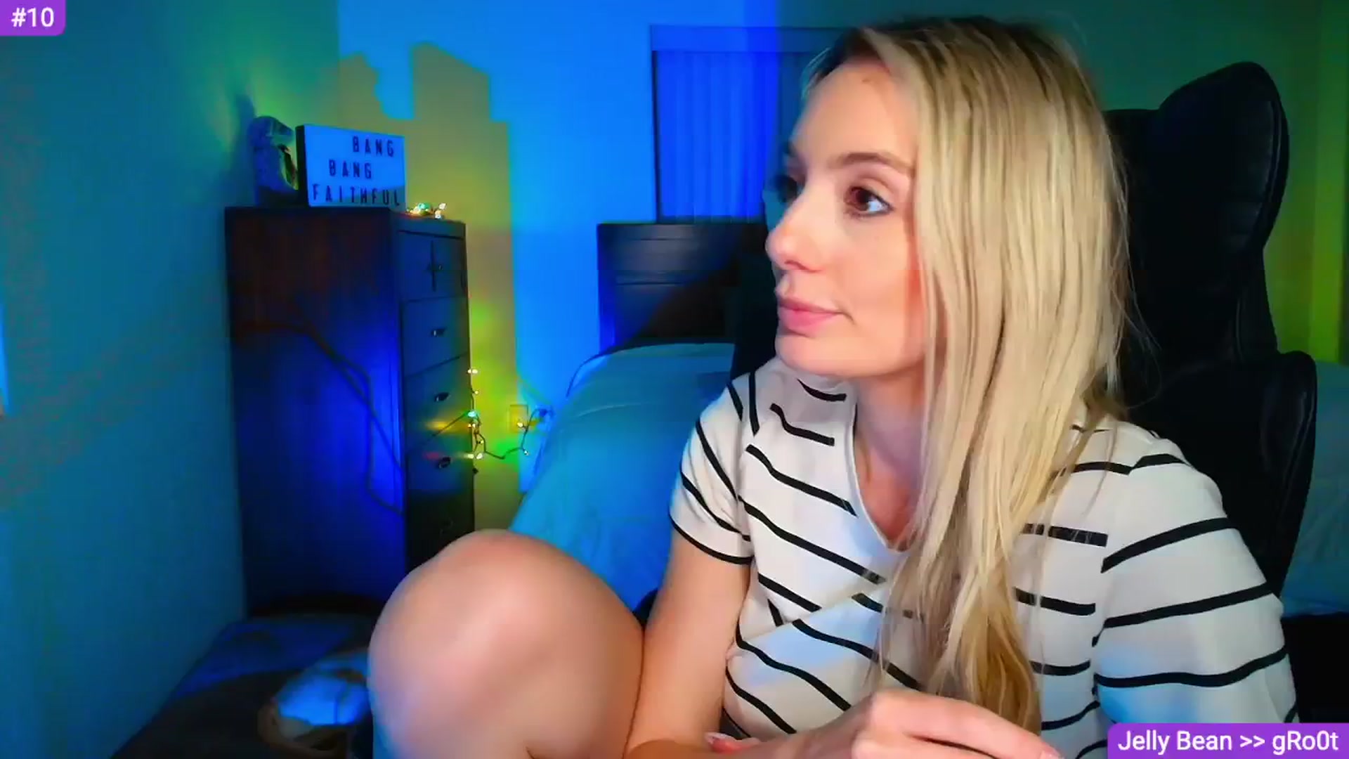 Gallery image thumbnail from Sammy_gray's myfreecams stream on, 04/11/2026, 04:08 image 17 of 20