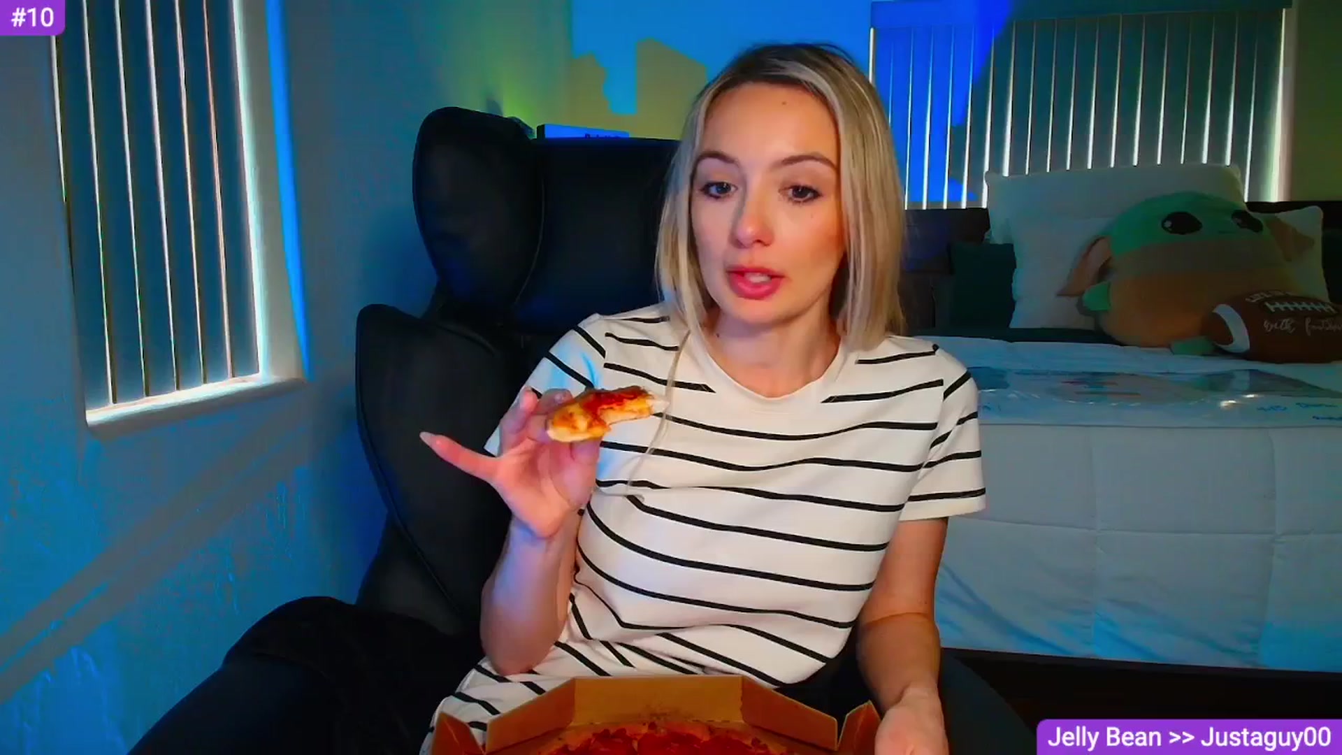 Gallery image thumbnail from Sammy_gray's myfreecams stream on, 04/11/2026, 04:08 image 2 of 20