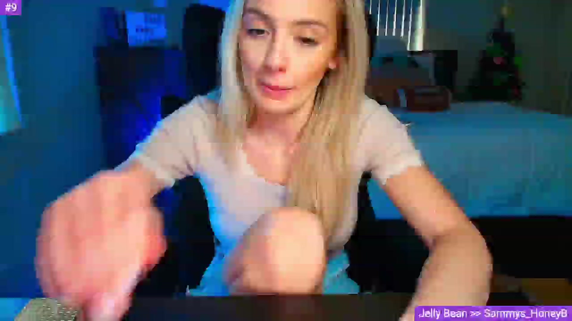 Gallery image thumbnail from Sammy_gray's myfreecams stream on, 04/12/2026, 01:45 image 1 of 20