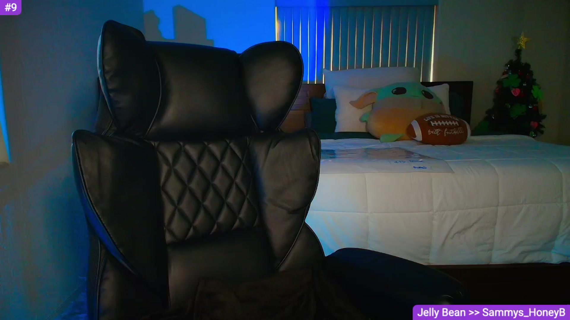 Gallery image thumbnail from Sammy_gray's myfreecams stream on, 04/12/2026, 01:45 image 17 of 20