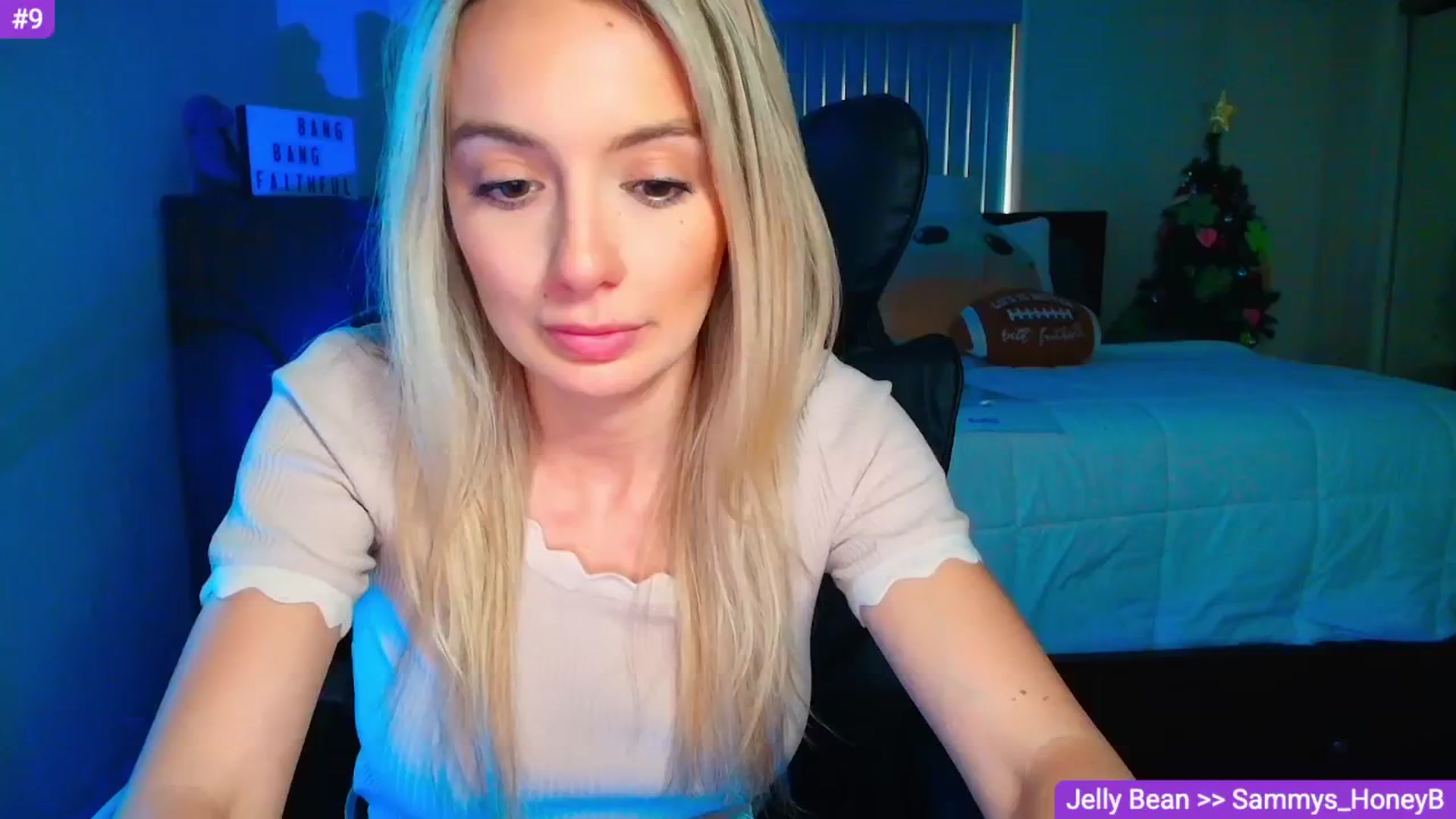 Gallery image thumbnail from Sammy_gray's myfreecams stream on, 04/12/2026, 01:45 image 10 of 20