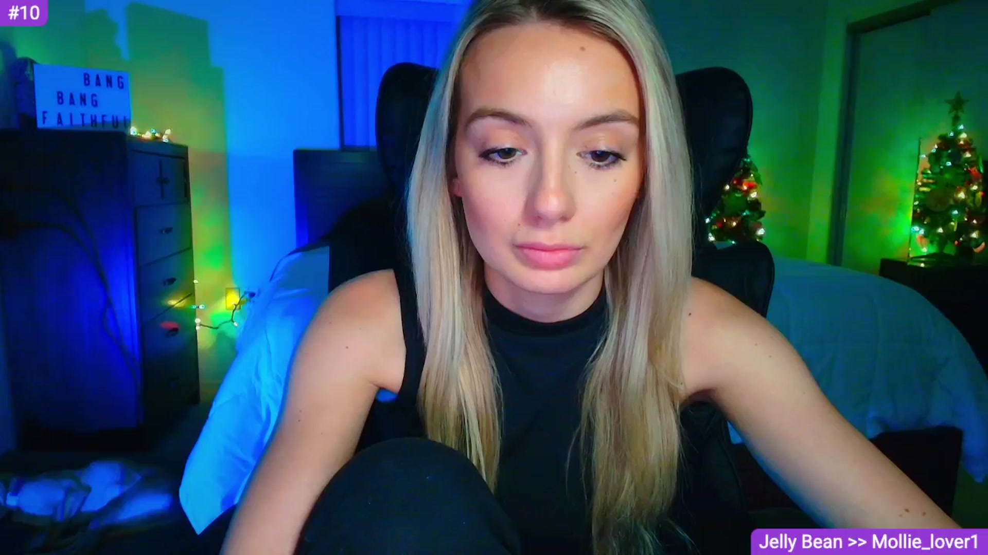 Gallery image thumbnail from Sammy_gray's myfreecams stream on, 04/13/2026, 04:02 image 10 of 20
