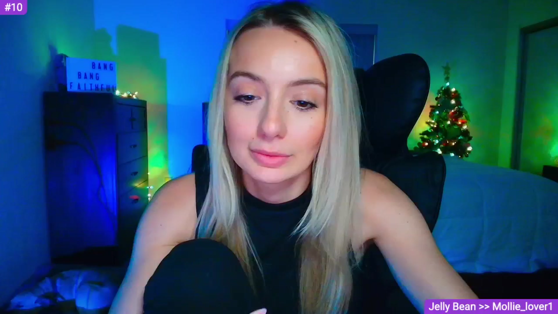 Gallery image thumbnail from Sammy_gray's myfreecams stream on, 04/13/2026, 04:02 image 6 of 20