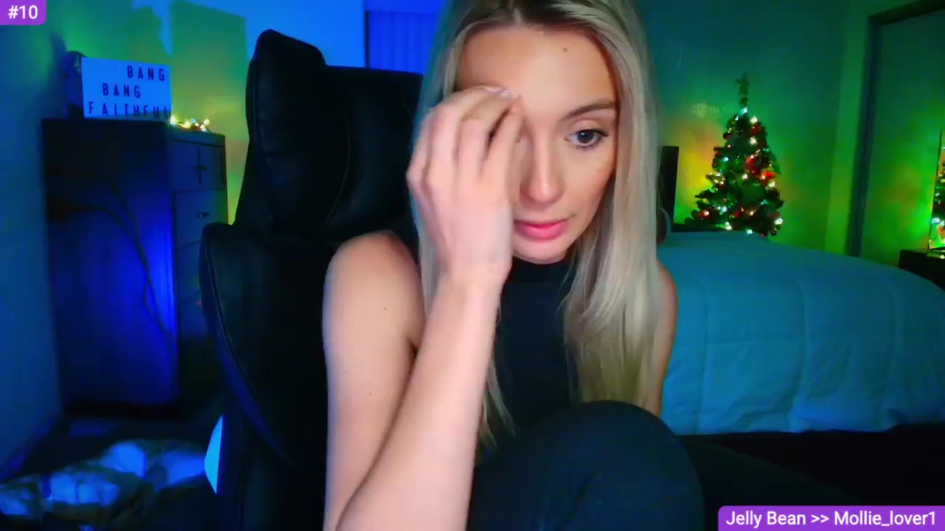 Gallery image thumbnail from Sammy_gray's myfreecams stream on, 04/13/2026, 04:02 image 13 of 20