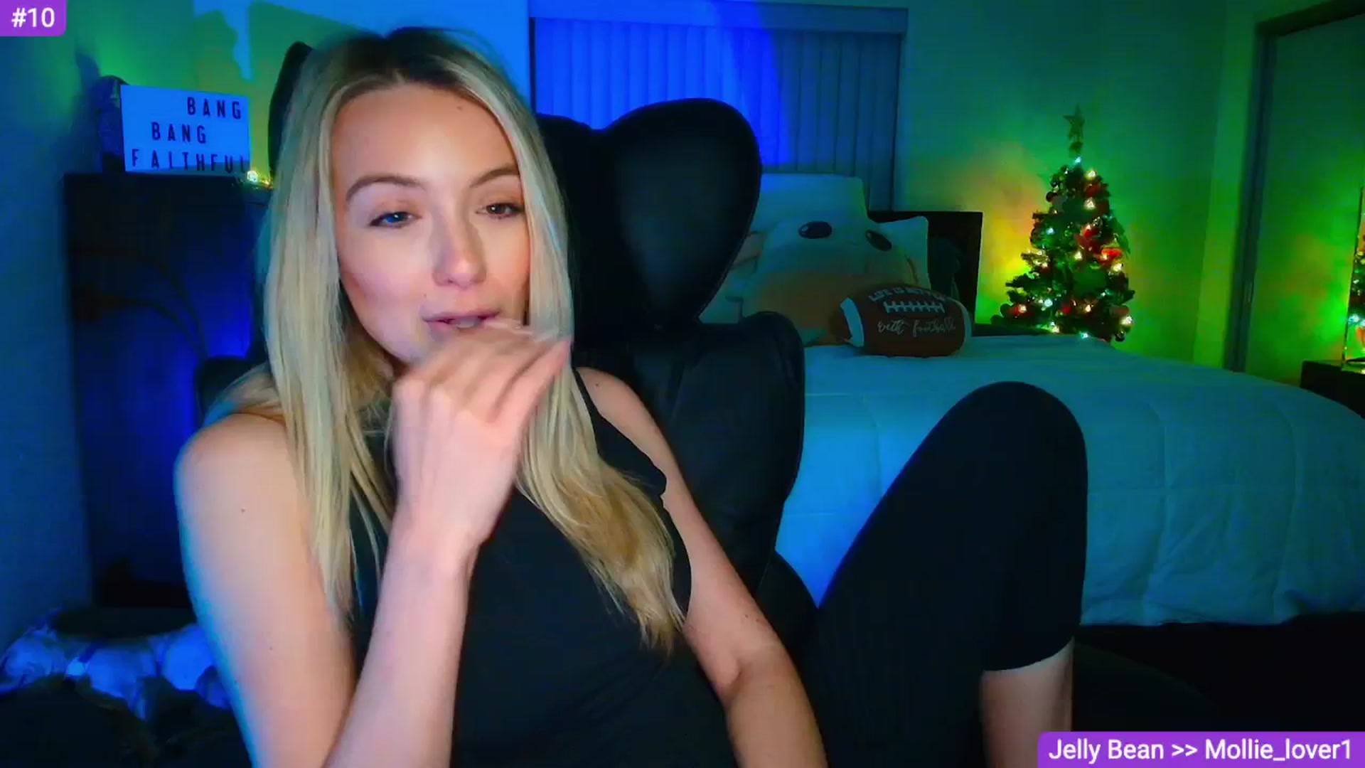 Gallery image thumbnail from Sammy_gray's myfreecams stream on, 04/13/2026, 04:02 image 12 of 20