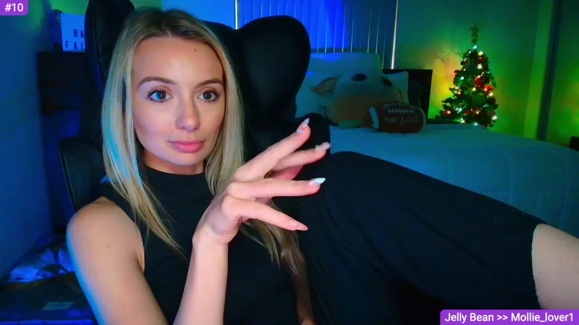 Gallery image thumbnail from Sammy_gray's myfreecams stream on, 04/13/2026, 04:02 image 5 of 20