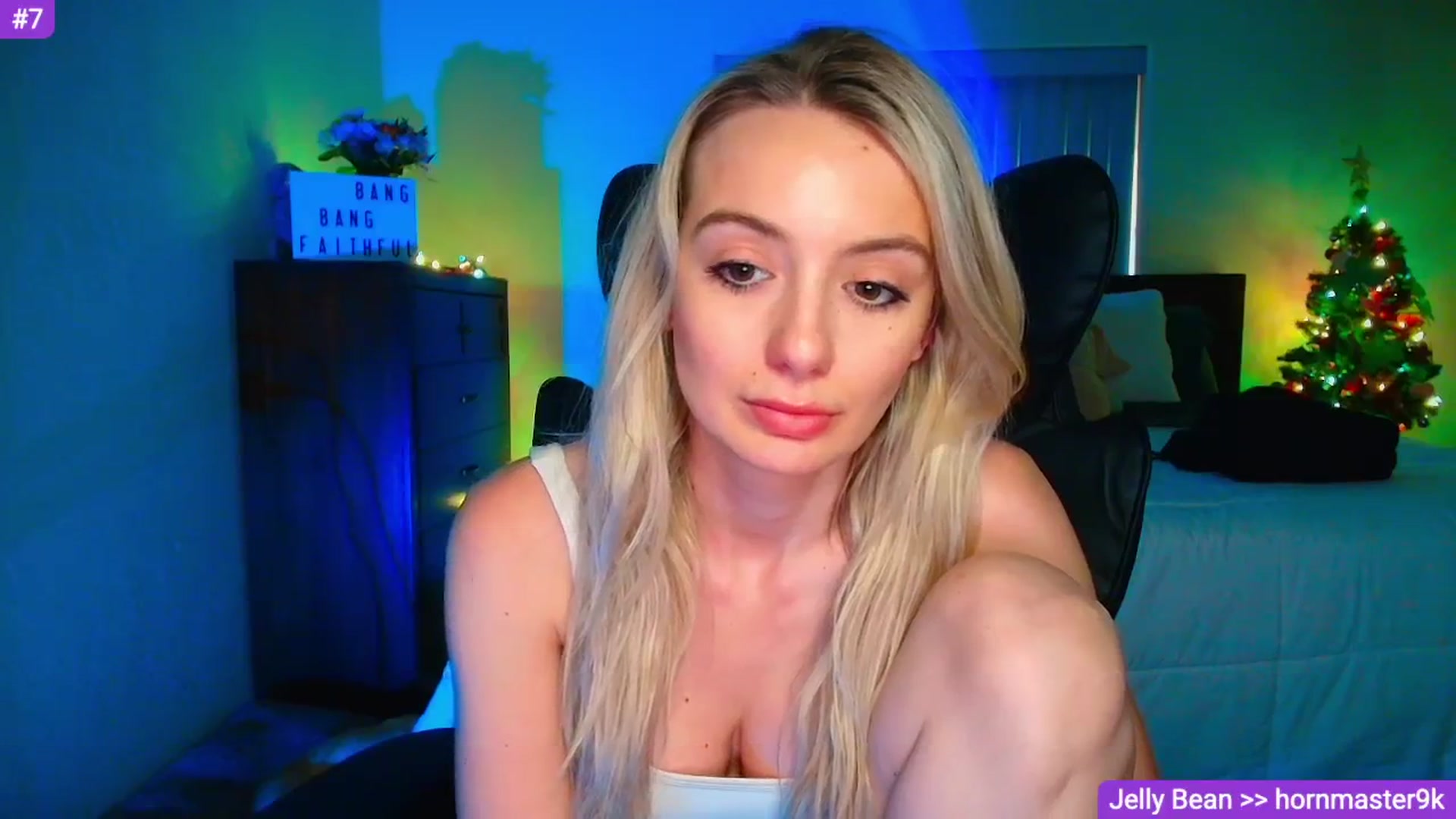 Gallery image thumbnail from Sammy_gray's myfreecams stream on, 04/15/2026, 03:23 image 9 of 20