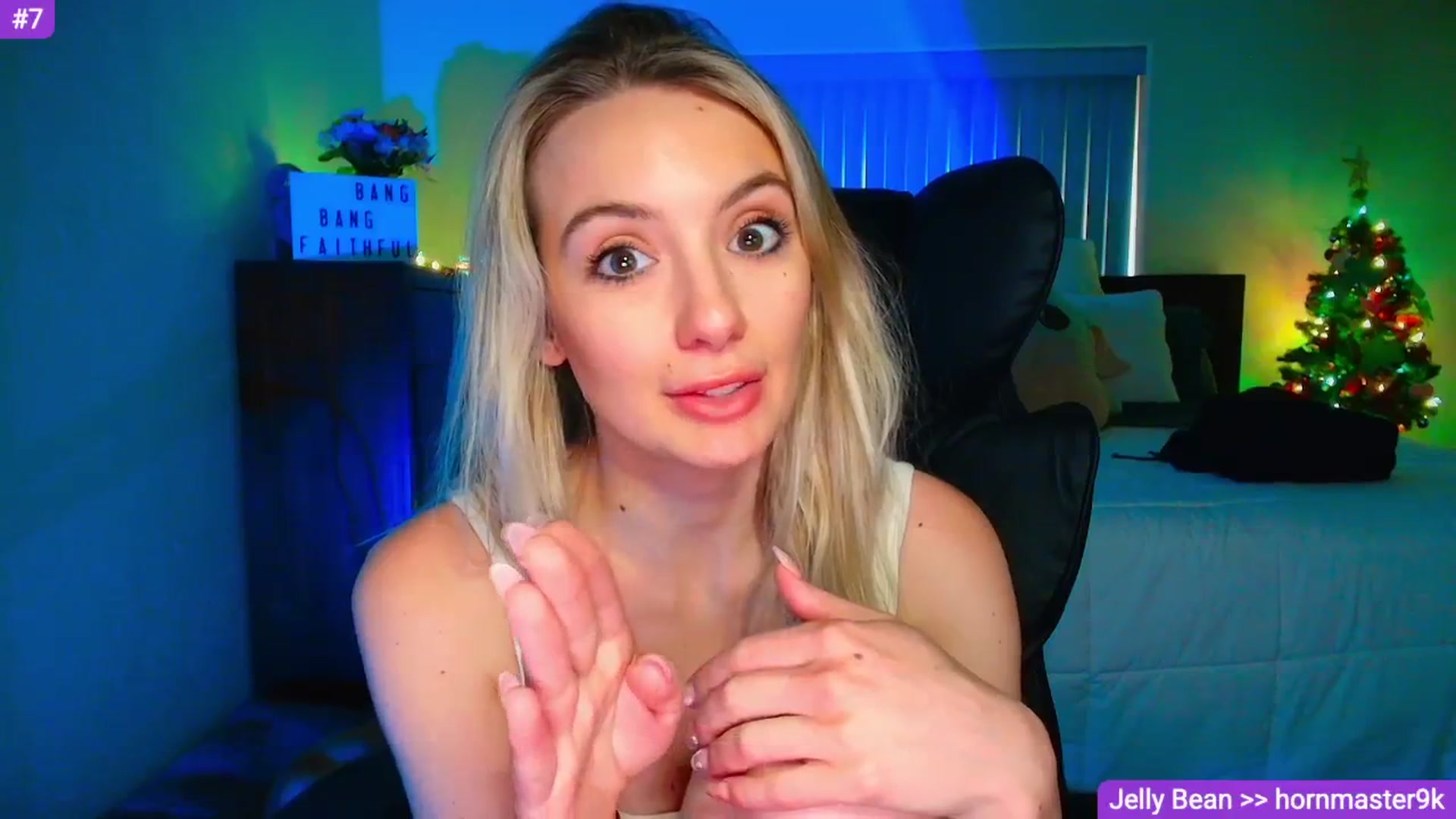 Gallery image thumbnail from Sammy_gray's myfreecams stream on, 04/15/2026, 03:23 image 7 of 20