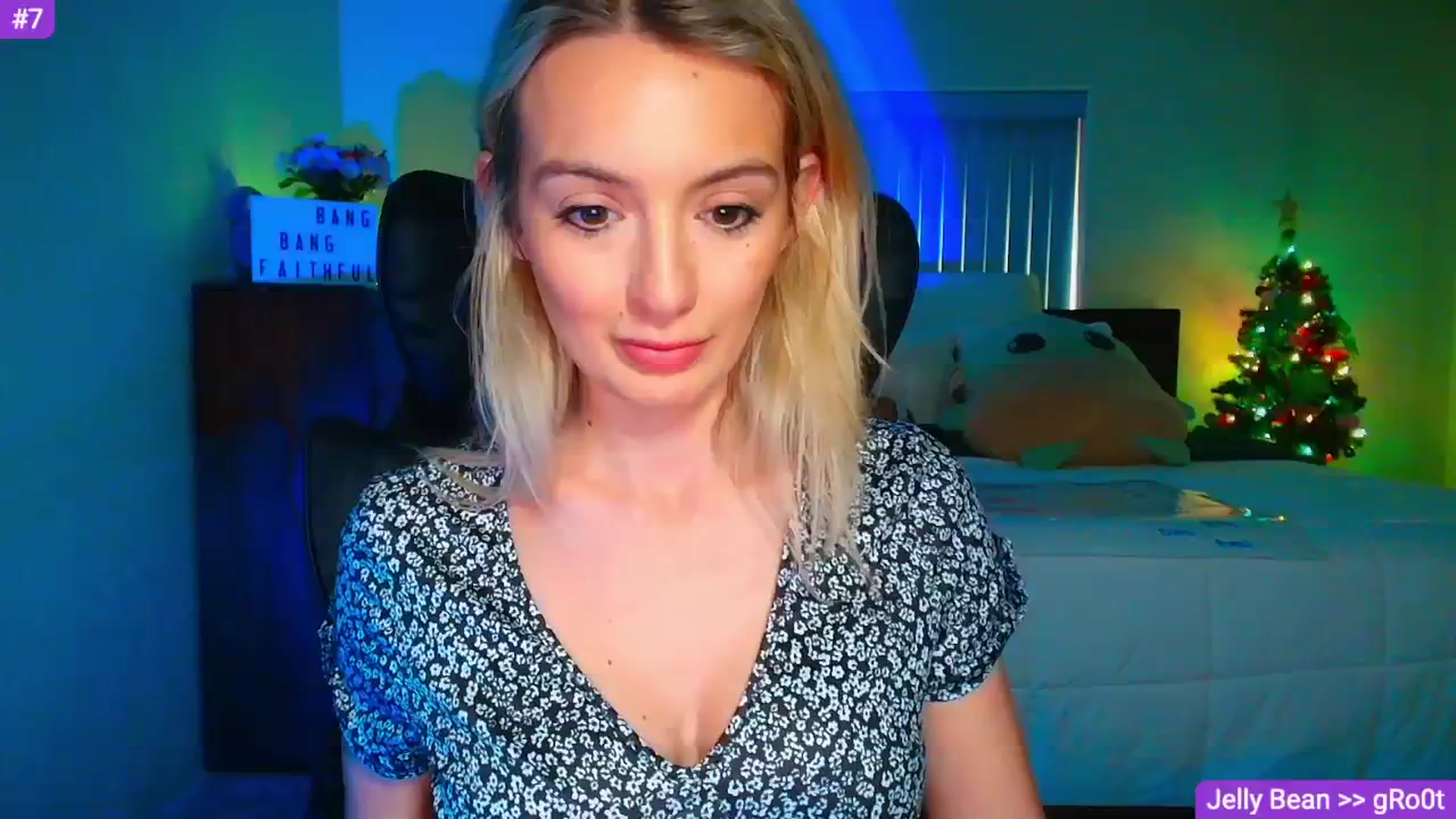 Gallery image thumbnail from Sammy_gray's myfreecams stream on, 04/17/2026, 03:41 image 3 of 20