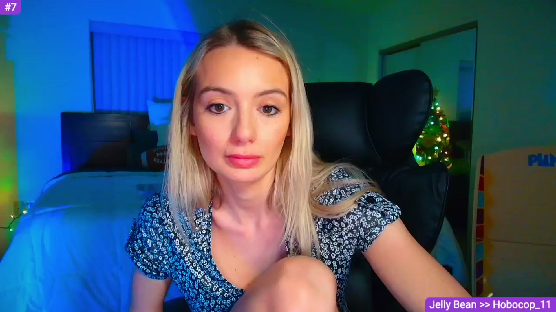 Gallery image thumbnail from Sammy_gray's myfreecams stream on, 04/17/2026, 03:41 image 10 of 20