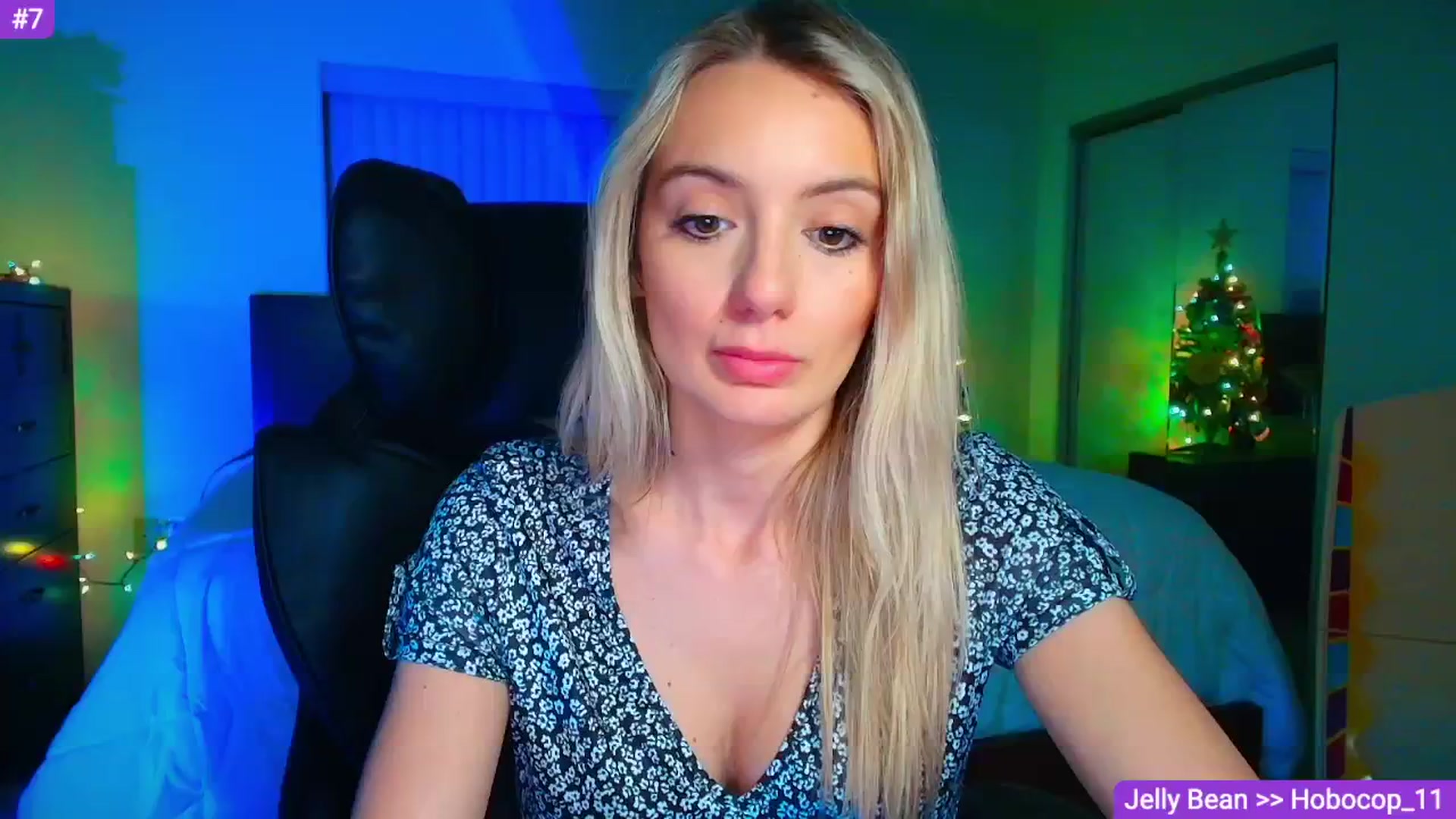 Gallery image thumbnail from Sammy_gray's myfreecams stream on, 04/17/2026, 03:41 image 12 of 20