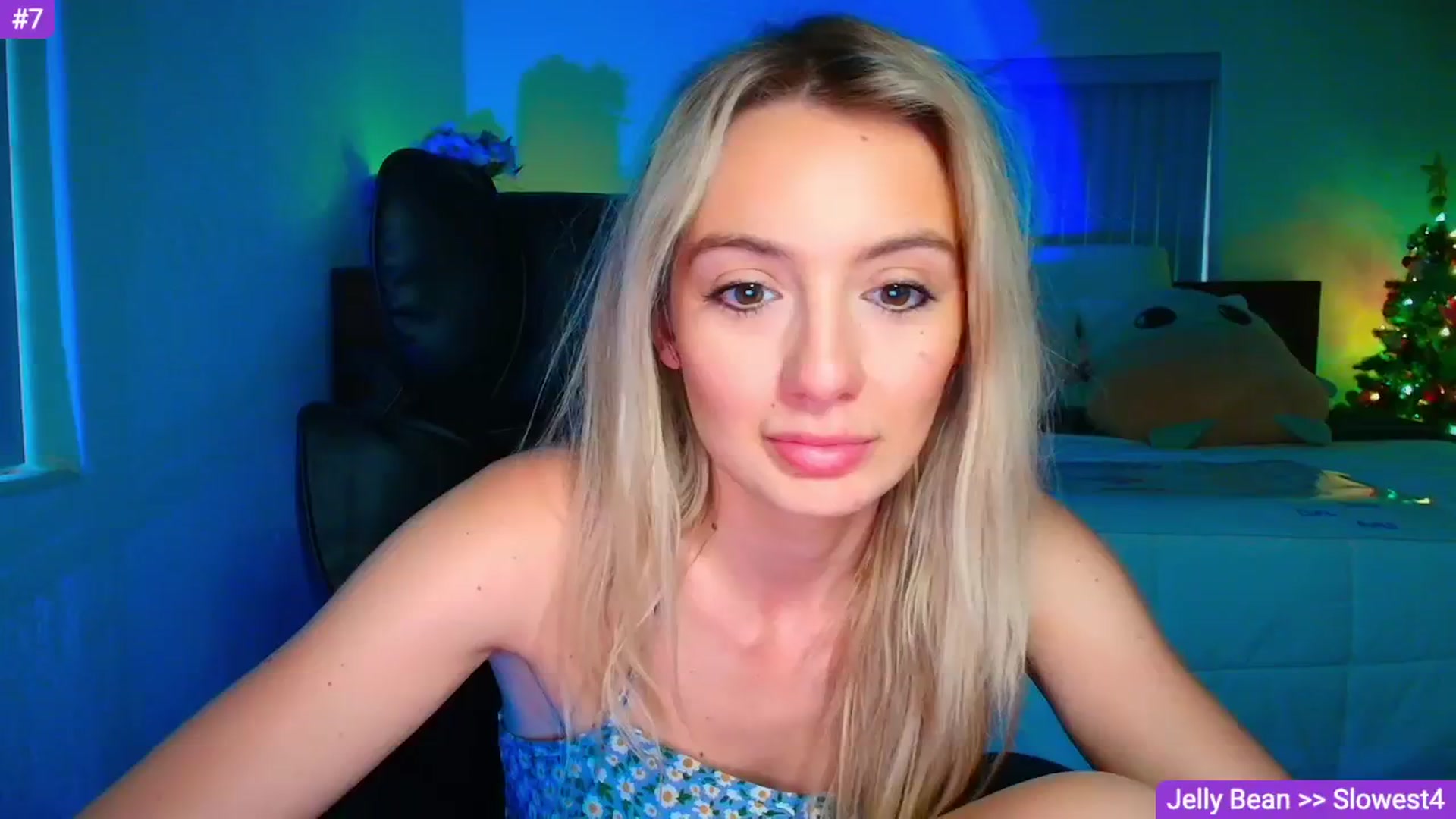 Gallery image thumbnail from Sammy_gray's myfreecams stream on, 04/18/2026, 02:23 image 16 of 20