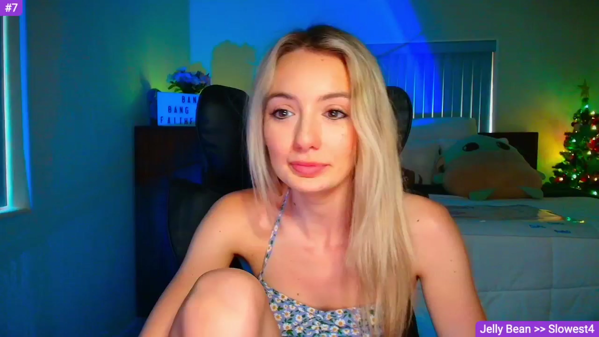 Gallery image thumbnail from Sammy_gray's myfreecams stream on, 04/18/2026, 02:23 image 9 of 20