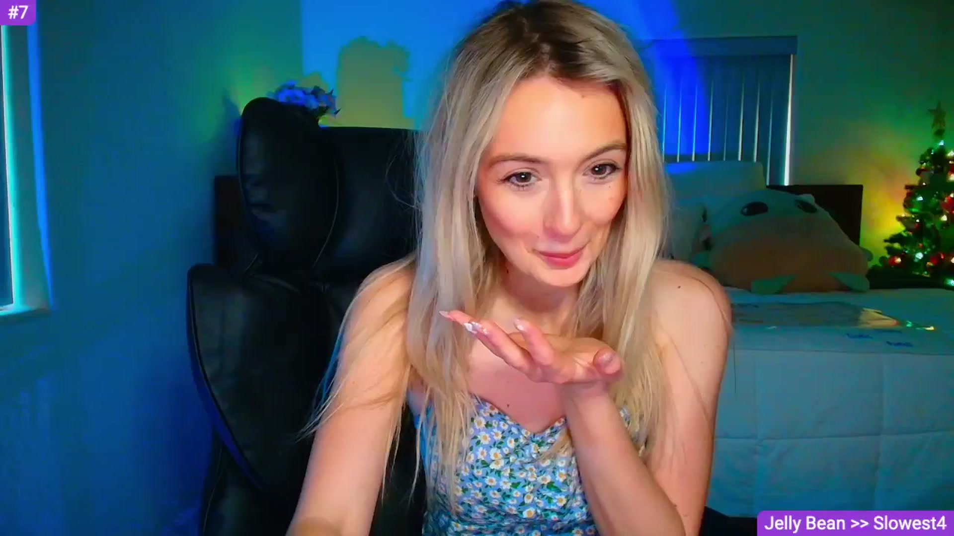 Gallery image thumbnail from Sammy_gray's myfreecams stream on, 04/18/2026, 02:23 image 11 of 20