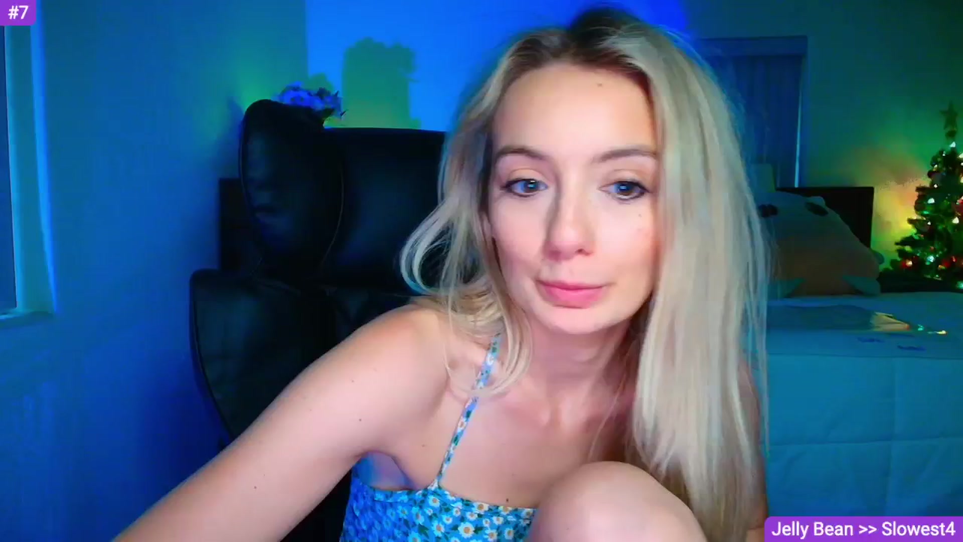 Gallery image thumbnail from Sammy_gray's myfreecams stream on, 04/18/2026, 02:23 image 17 of 20