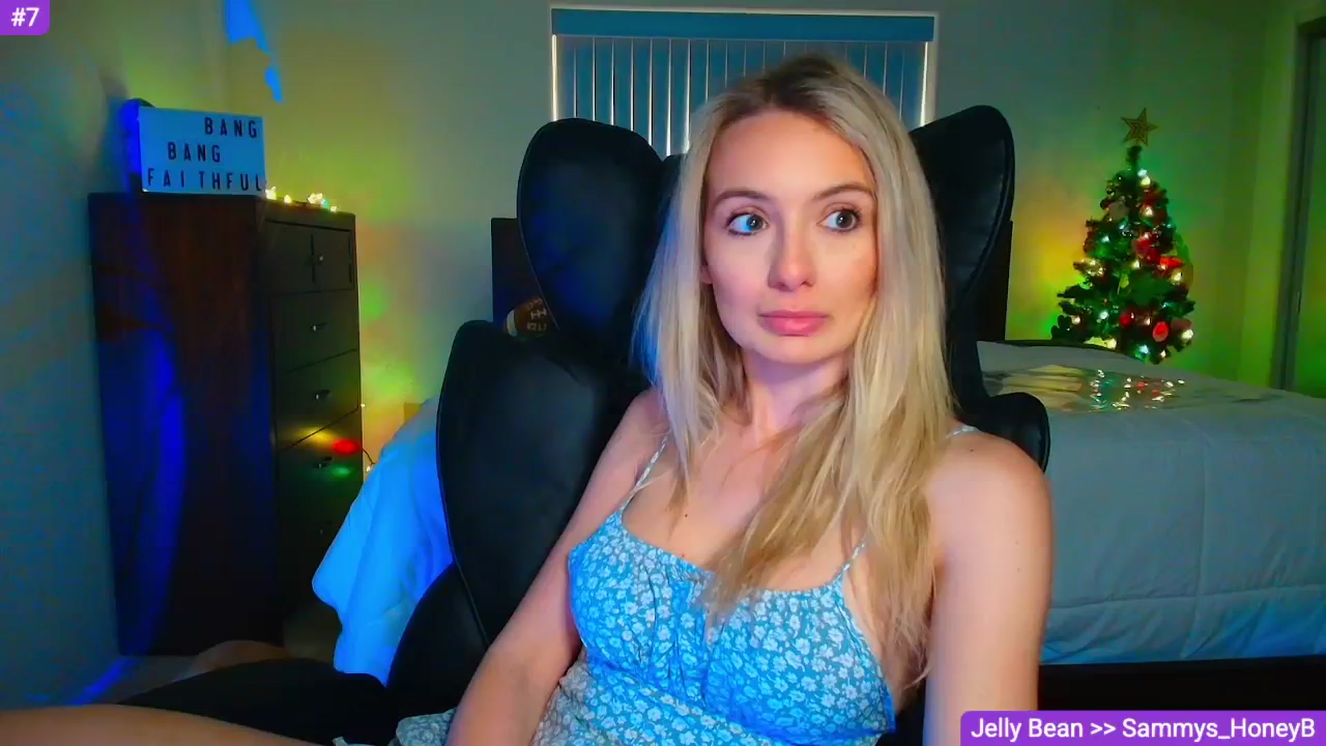 Gallery image thumbnail from Sammy_gray's myfreecams stream on, 04/23/2026, 01:25 image 1 of 20