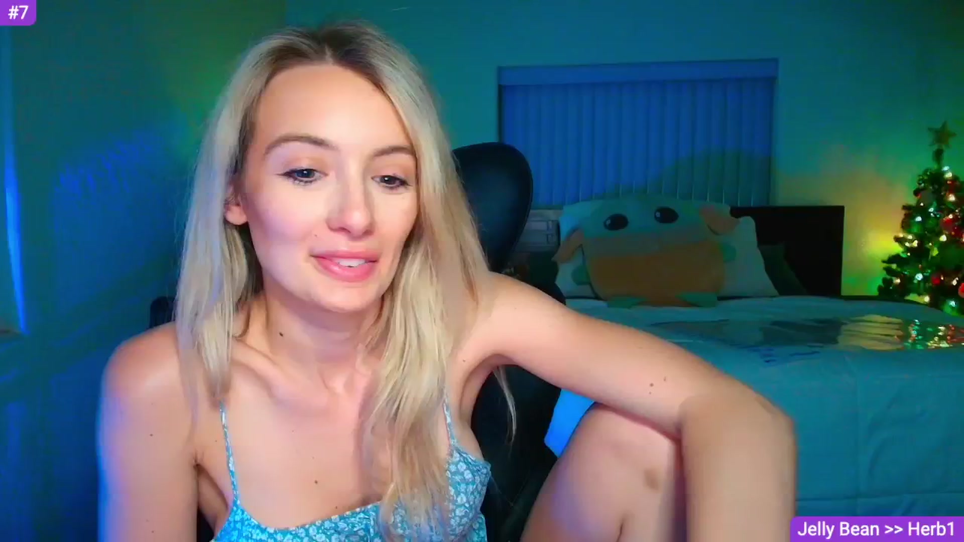 Gallery image thumbnail from Sammy_gray's myfreecams stream on, 04/23/2026, 02:42 image 10 of 20