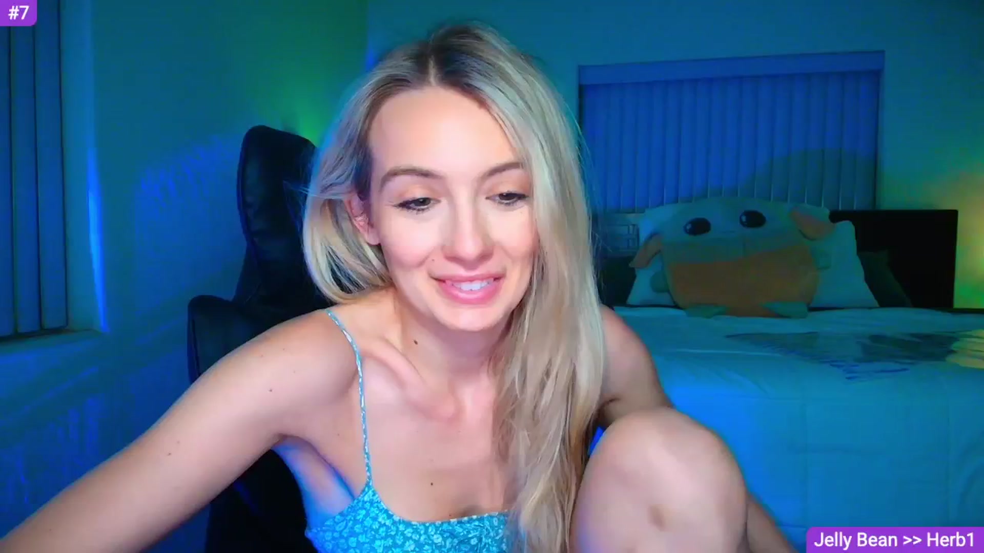 Gallery image thumbnail from Sammy_gray's myfreecams stream on, 04/23/2026, 02:42 image 20 of 20
