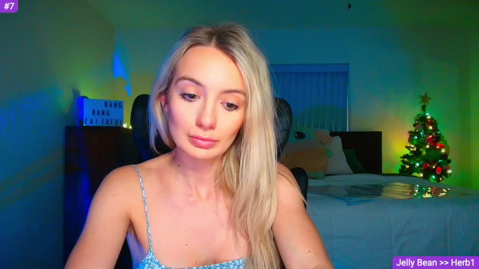 Gallery image thumbnail from Sammy_gray's myfreecams stream on, 04/23/2026, 02:42 image 3 of 20