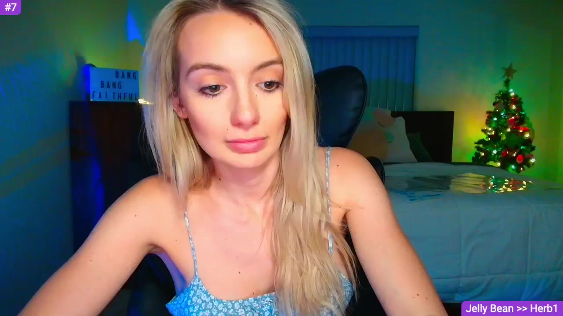 Gallery image thumbnail from Sammy_gray's myfreecams stream on, 04/23/2026, 04:22 image 10 of 20
