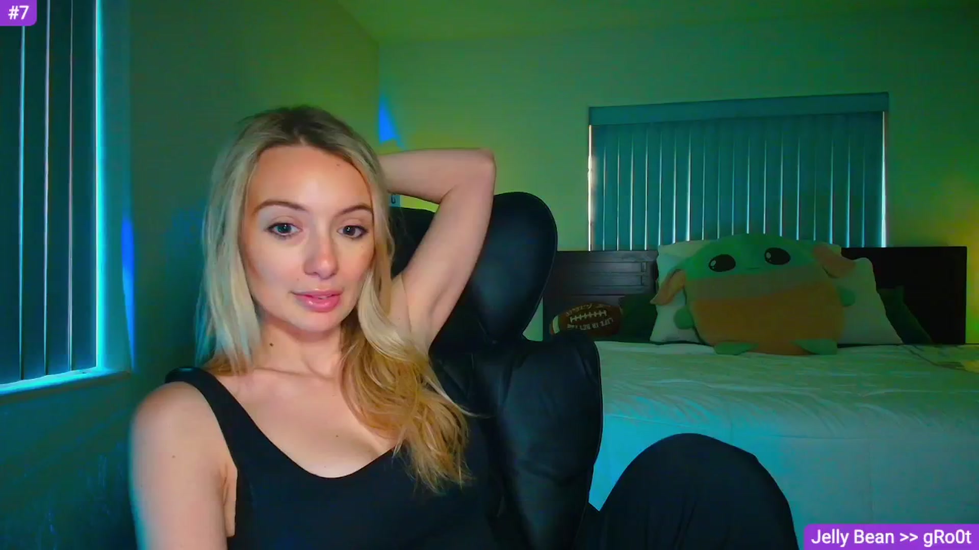 Gallery image thumbnail from Sammy_gray's myfreecams stream on, 04/24/2026, 02:21 image 5 of 20