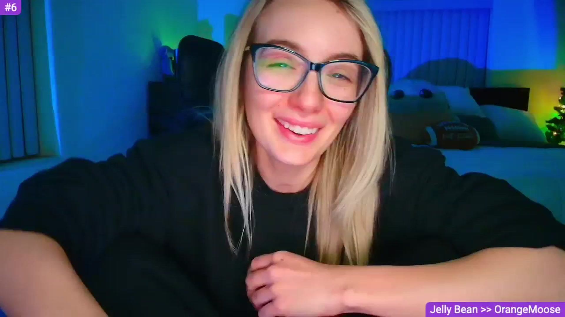 Gallery image thumbnail from Sammy_gray's myfreecams stream on, 04/27/2026, 05:10 image 13 of 20