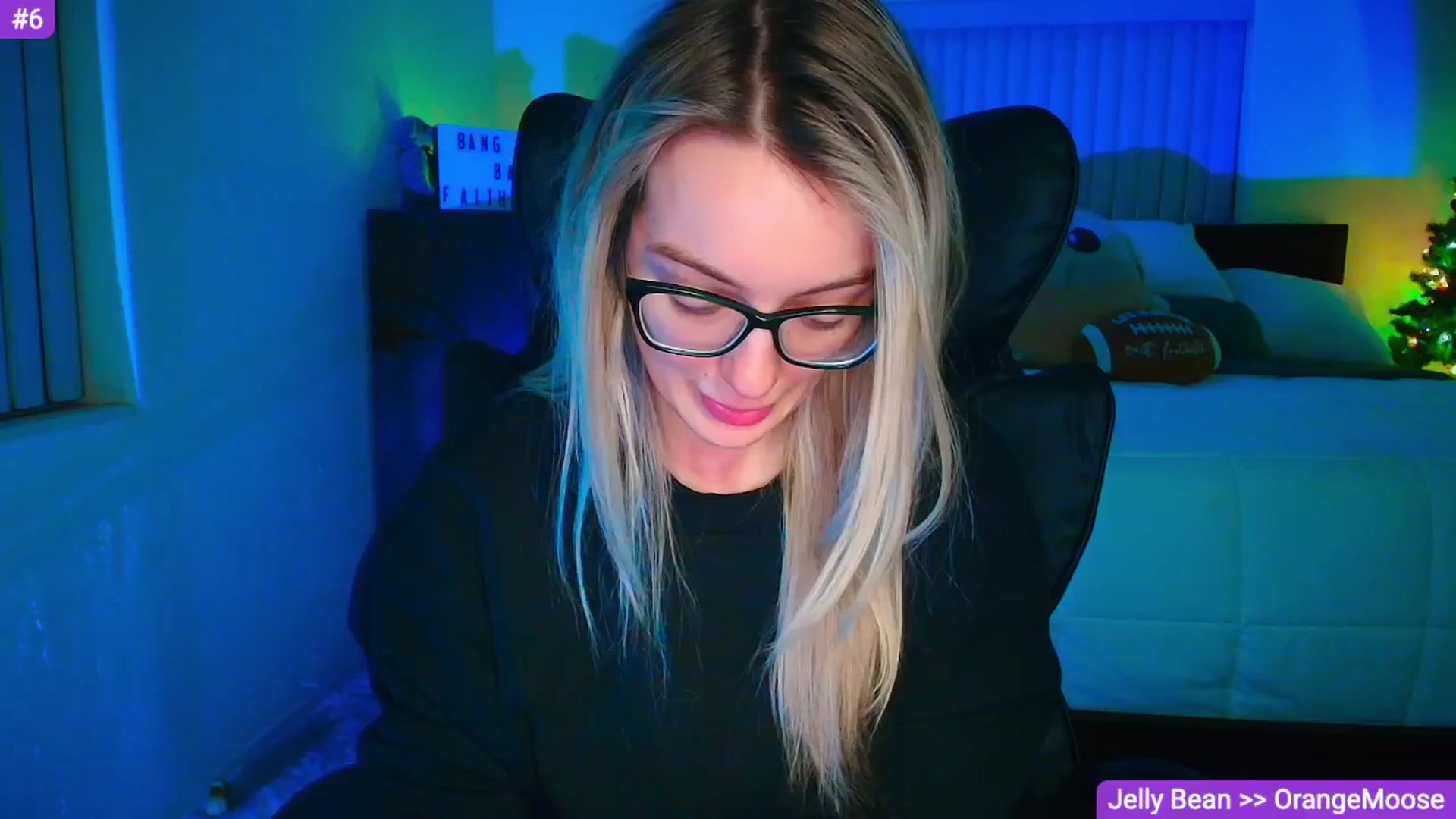 Gallery image thumbnail from Sammy_gray's myfreecams stream on, 04/27/2026, 05:10 image 15 of 20