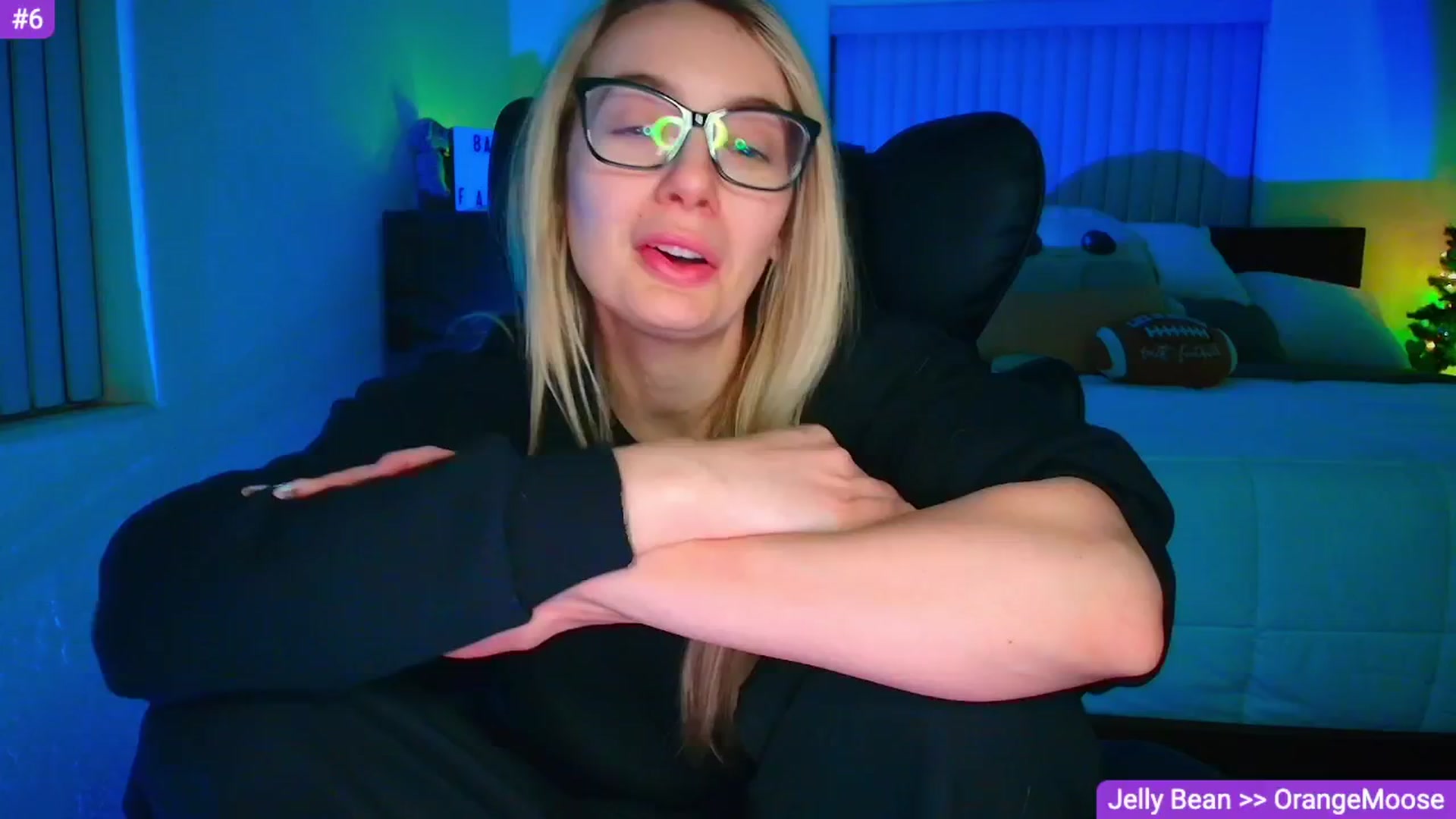 Gallery image thumbnail from Sammy_gray's myfreecams stream on, 04/27/2026, 05:10 image 12 of 20