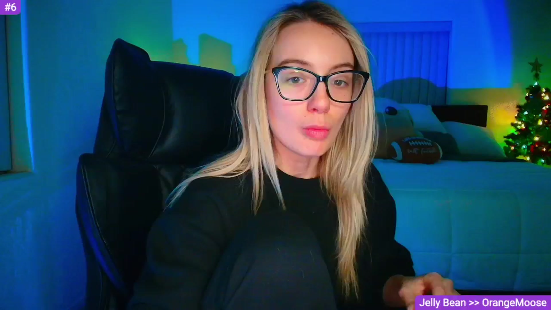 Gallery image thumbnail from Sammy_gray's myfreecams stream on, 04/27/2026, 05:38 image 14 of 20