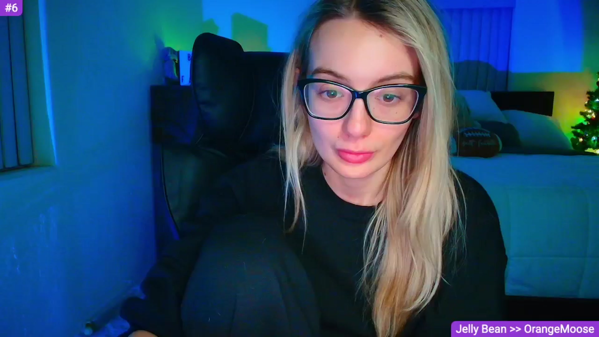 Gallery image thumbnail from Sammy_gray's myfreecams stream on, 04/27/2026, 05:38 image 4 of 20