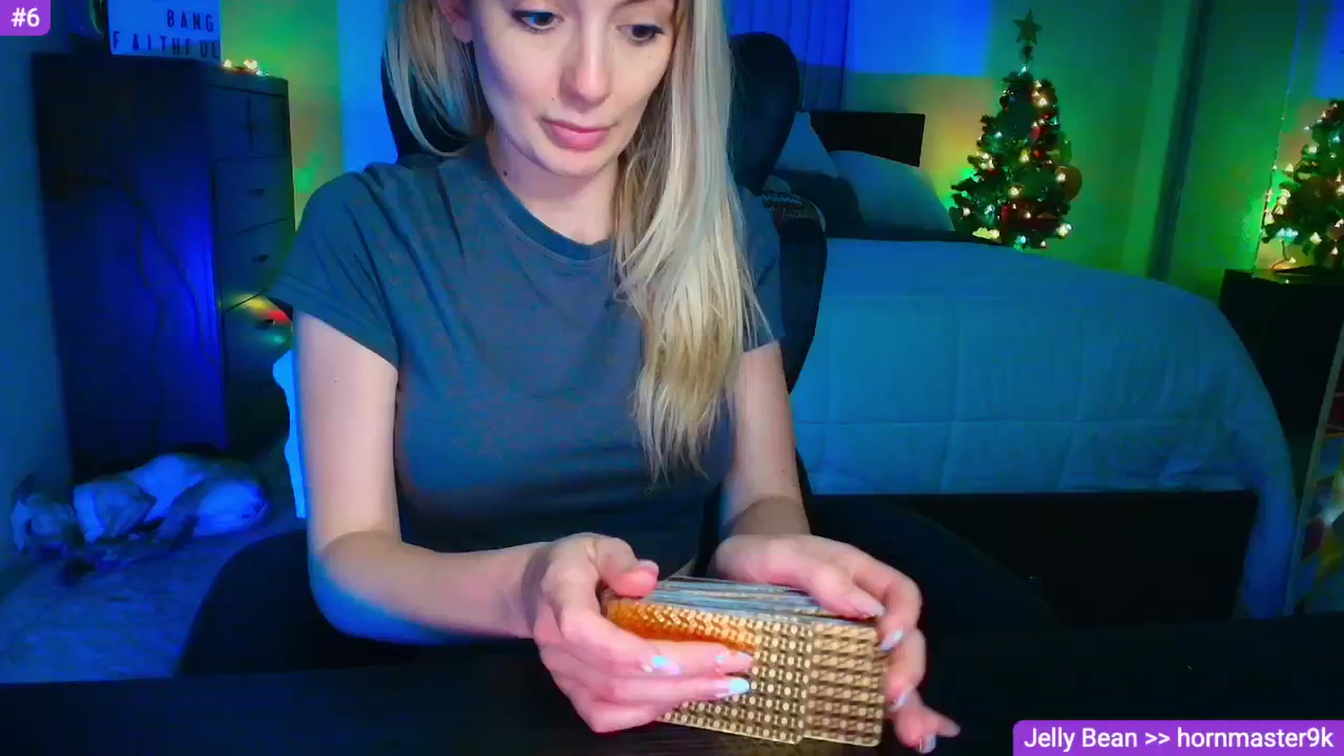 Gallery image thumbnail from Sammy_gray's myfreecams stream on, 04/29/2026, 05:03 image 15 of 20
