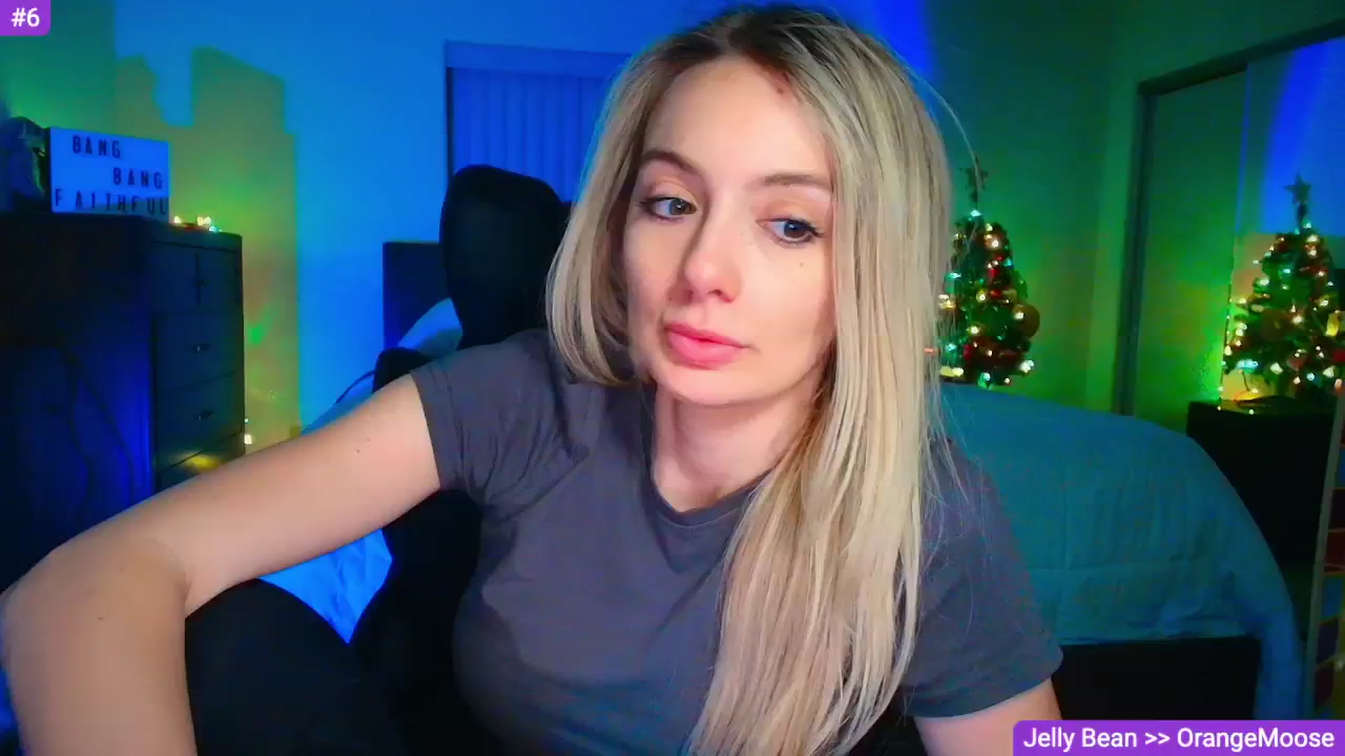 Gallery image thumbnail from Sammy_gray's myfreecams stream on, 04/29/2026, 05:03 image 17 of 20
