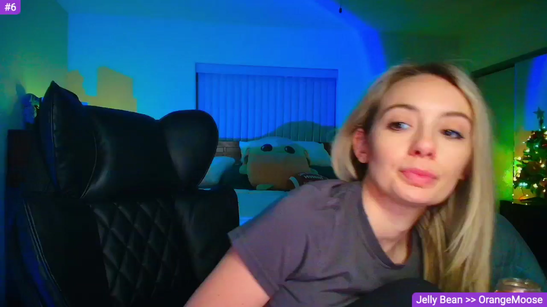 Gallery image thumbnail from Sammy_gray's myfreecams stream on, 04/29/2026, 05:03 image 16 of 20
