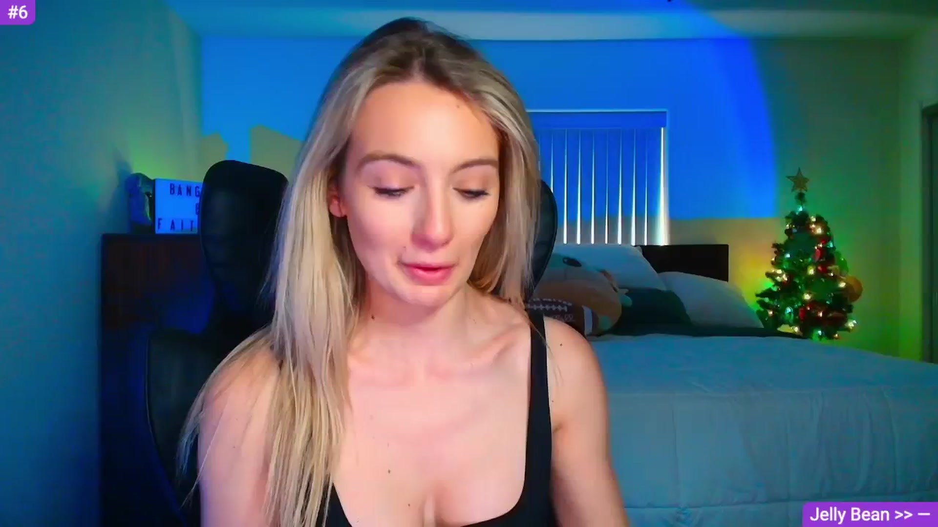 Gallery image thumbnail from Sammy_gray's myfreecams stream on, 05/01/2026, 24:21 image 1 of 20