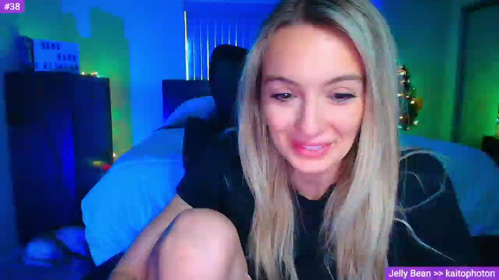 Gallery image thumbnail from Sammy_gray's myfreecams stream on, 05/02/2026, 04:50 image 1 of 20