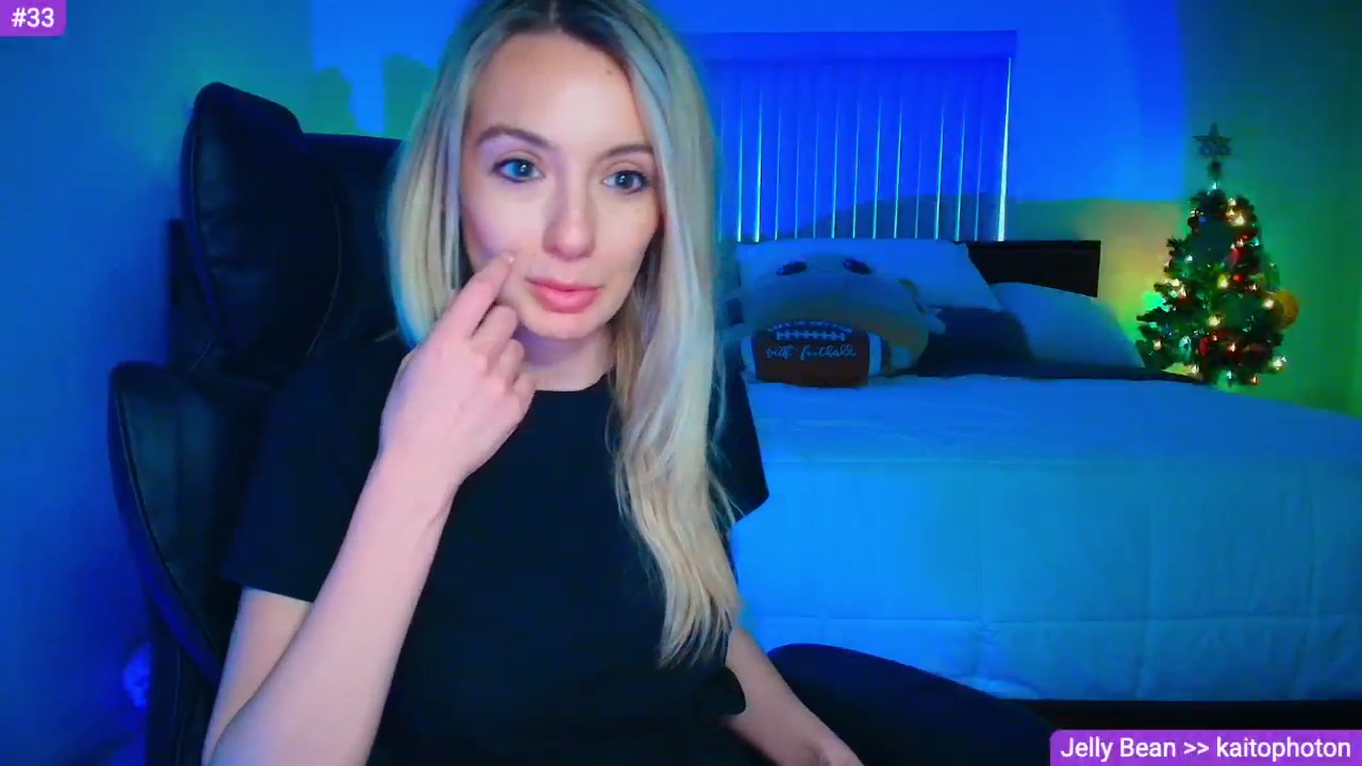Gallery image thumbnail from Sammy_gray's myfreecams stream on, 05/02/2026, 04:50 image 3 of 20