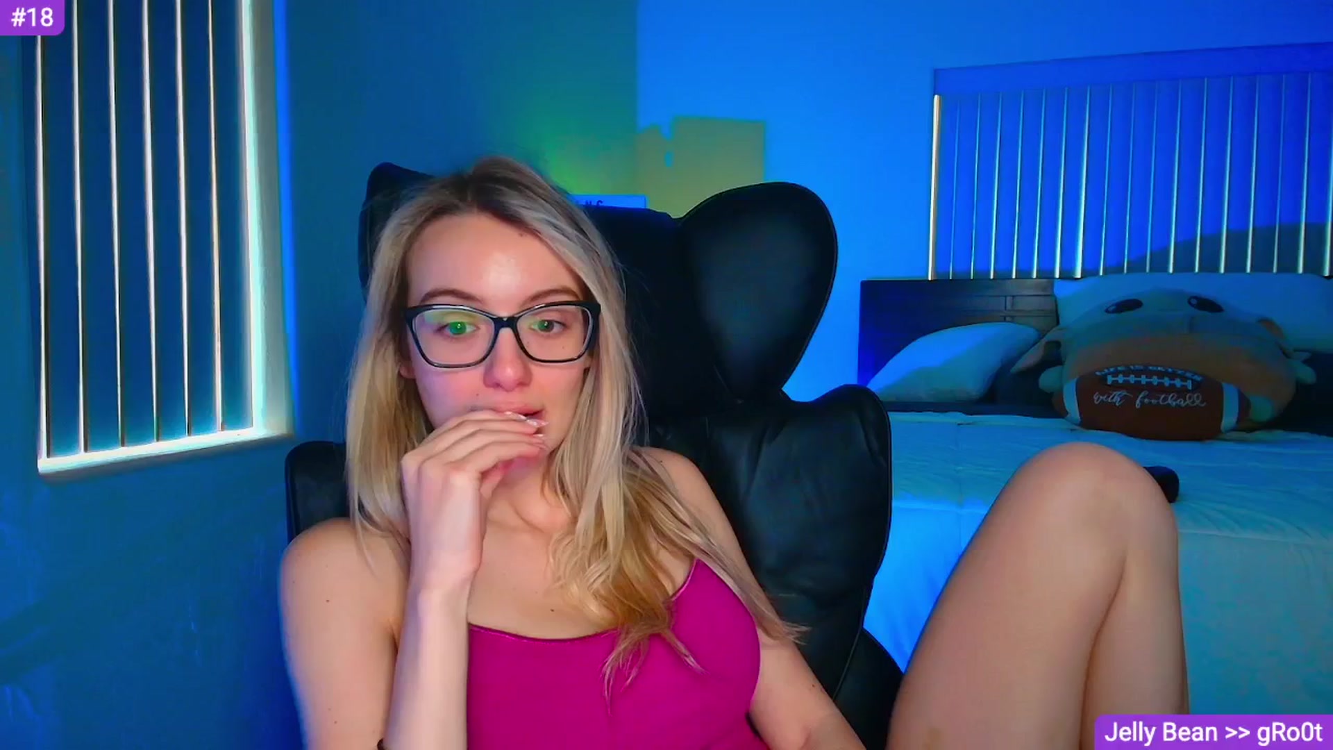 Gallery image thumbnail from Sammy_gray's myfreecams stream on, 05/02/2026, 21:06 image 16 of 20