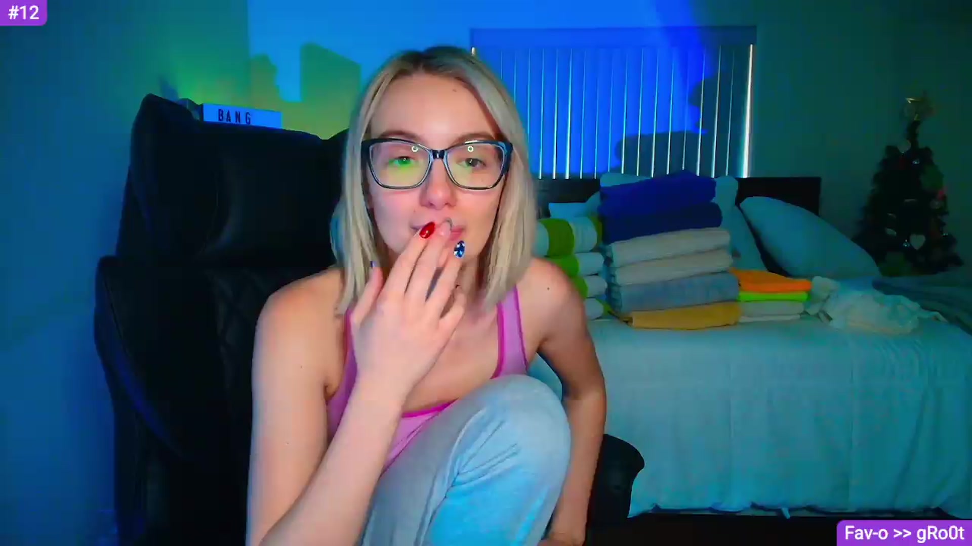 Gallery image thumbnail from Sammy_gray's myfreecams stream on, 05/09/2026, 21:31 image 16 of 20