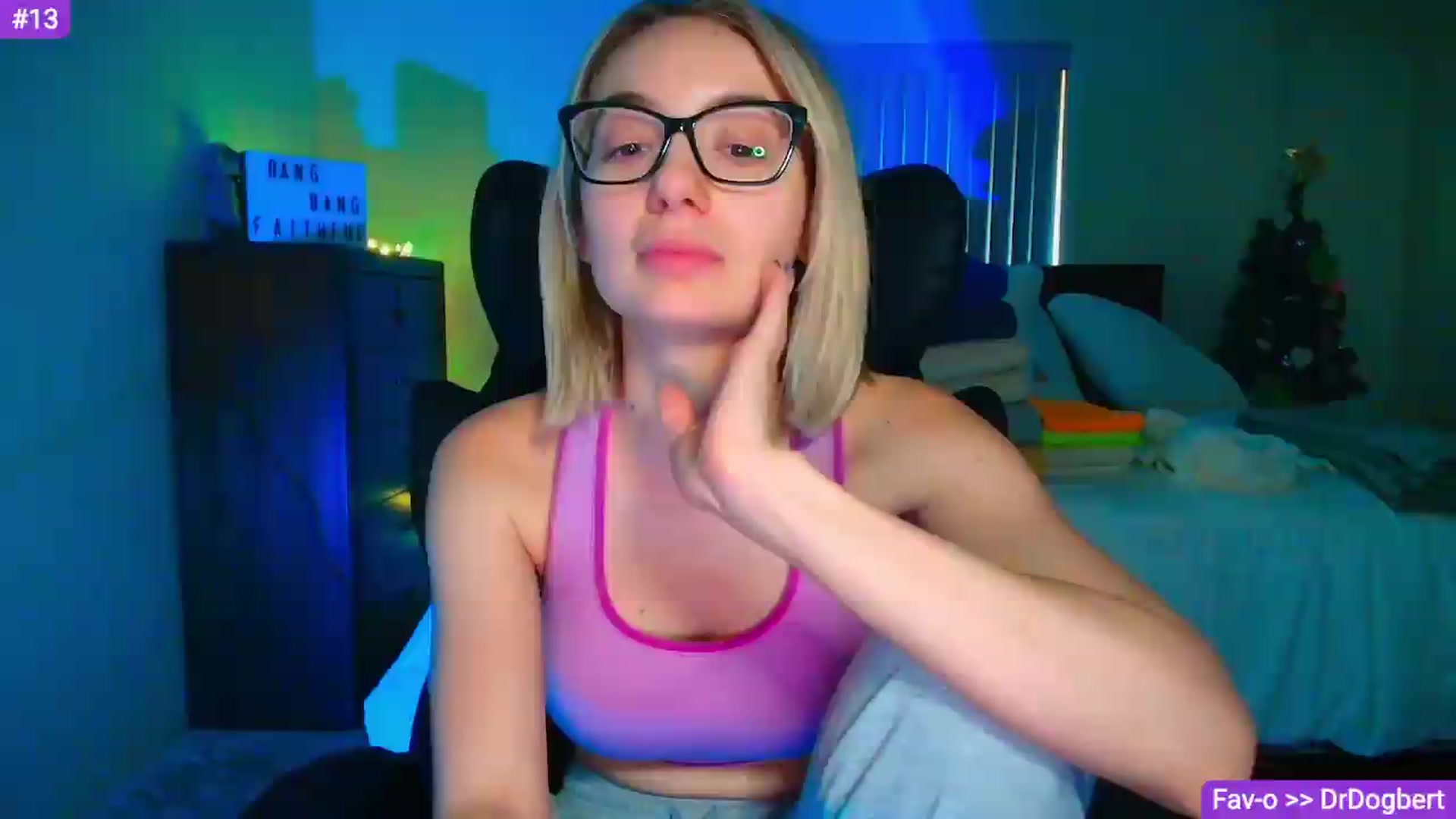 Gallery image thumbnail from Sammy_gray's myfreecams stream on, 05/09/2026, 21:31 image 7 of 20