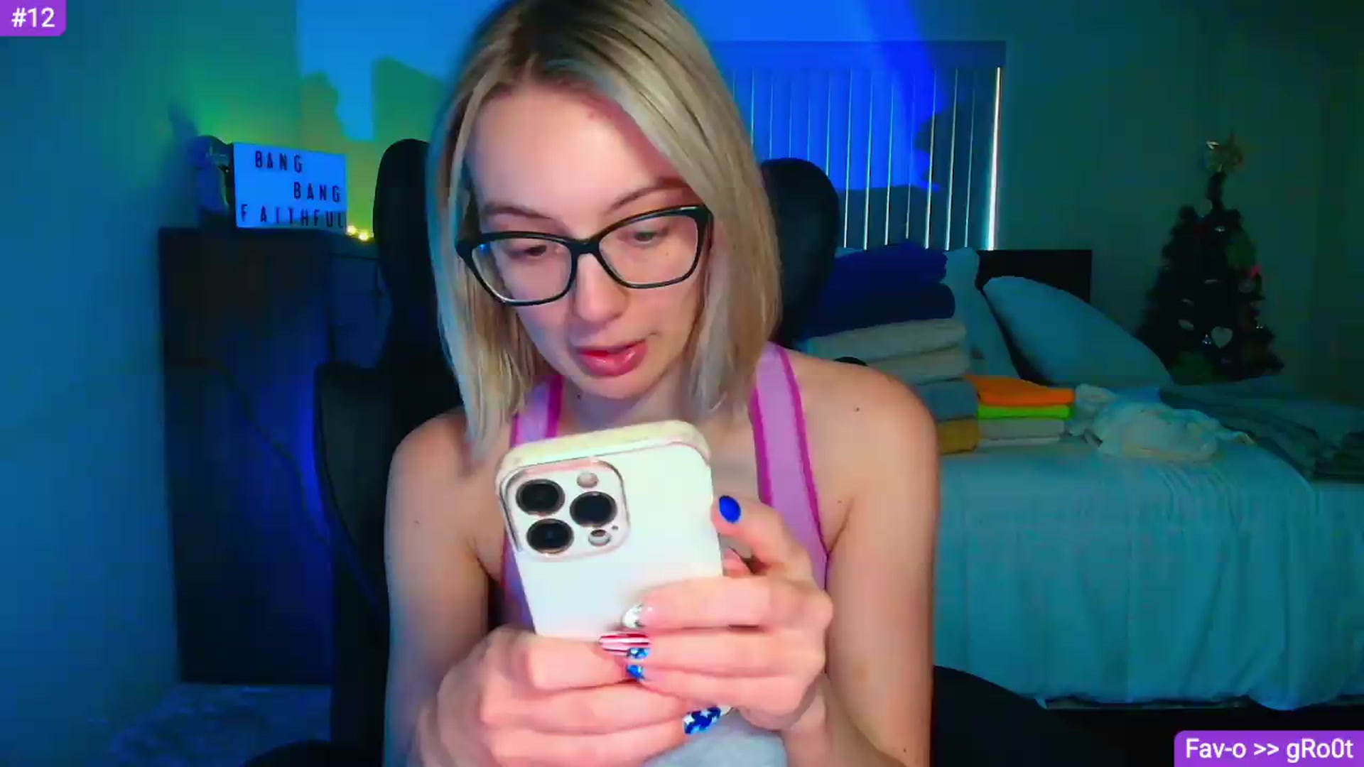 Gallery image thumbnail from Sammy_gray's myfreecams stream on, 05/09/2026, 21:31 image 11 of 20