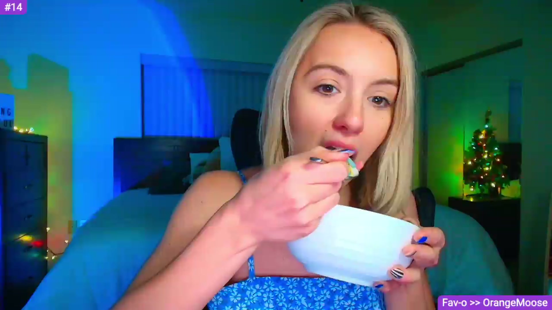 Gallery image thumbnail from Sammy_gray's myfreecams stream on, 05/11/2026, 07:35 image 5 of 20