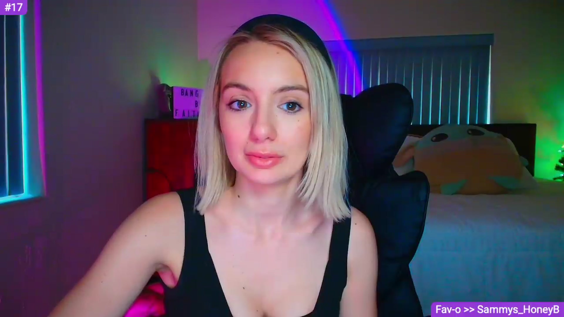 Gallery image thumbnail from Sammy_gray's myfreecams stream on, 05/13/2026, 01:35 image 18 of 20