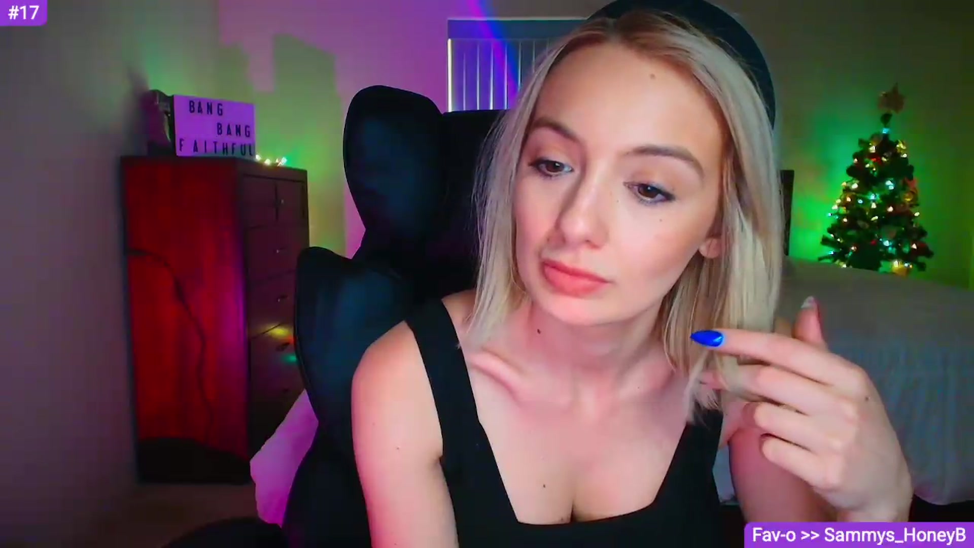 Gallery image thumbnail from Sammy_gray's myfreecams stream on, 05/13/2026, 01:35 image 4 of 20