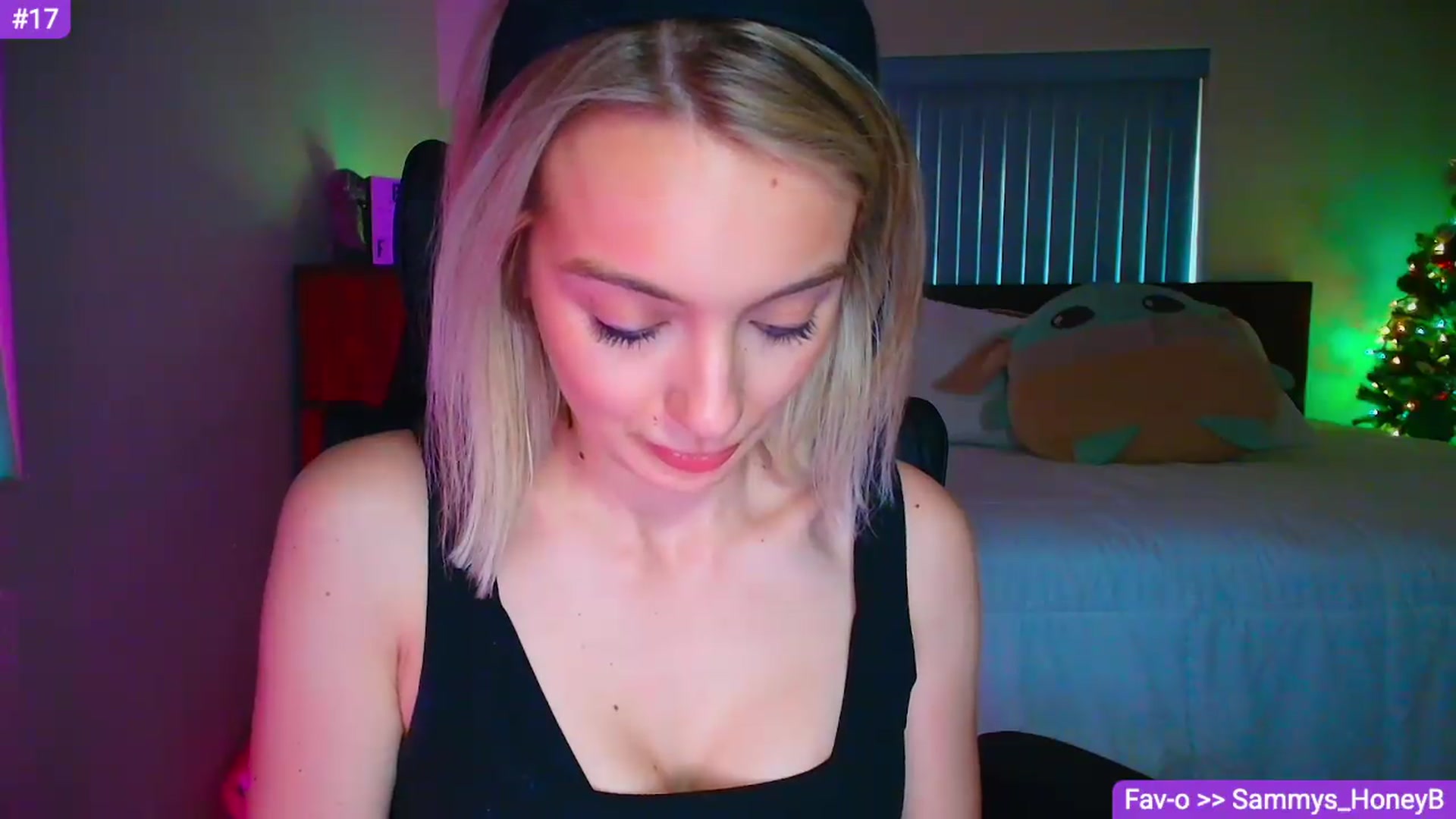 Gallery image thumbnail from Sammy_gray's myfreecams stream on, 05/13/2026, 01:35 image 17 of 20