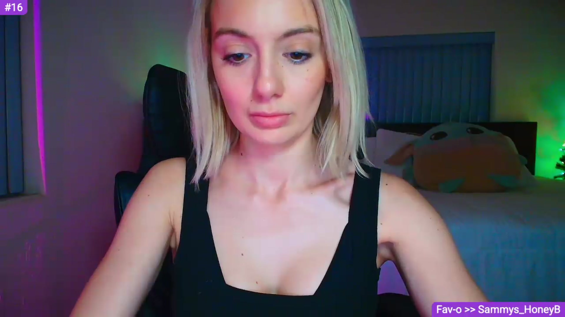 Gallery image thumbnail from Sammy_gray's myfreecams stream on, 05/13/2026, 05:12 image 10 of 20