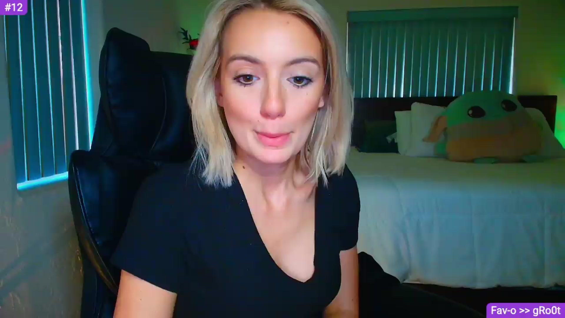 Gallery image thumbnail from Sammy_gray's myfreecams stream on, 05/19/2026, 02:10 image 8 of 20
